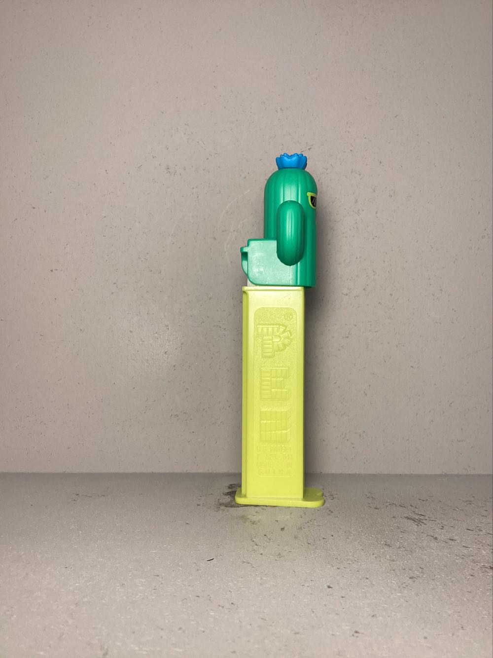 Miscellaneous - Miscellaneous pez collectible - Main Image 2