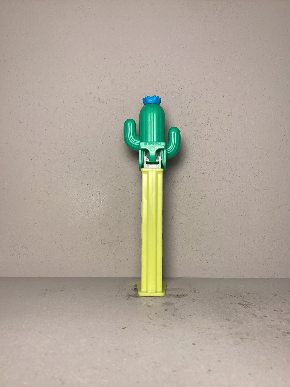 Miscellaneous - Miscellaneous pez collectible - Main Image 3