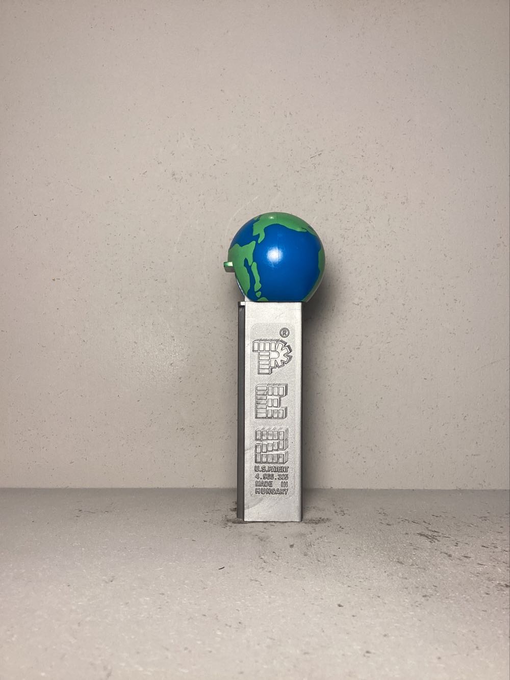 Miscellaneous - Miscellaneous pez collectible - Main Image 2