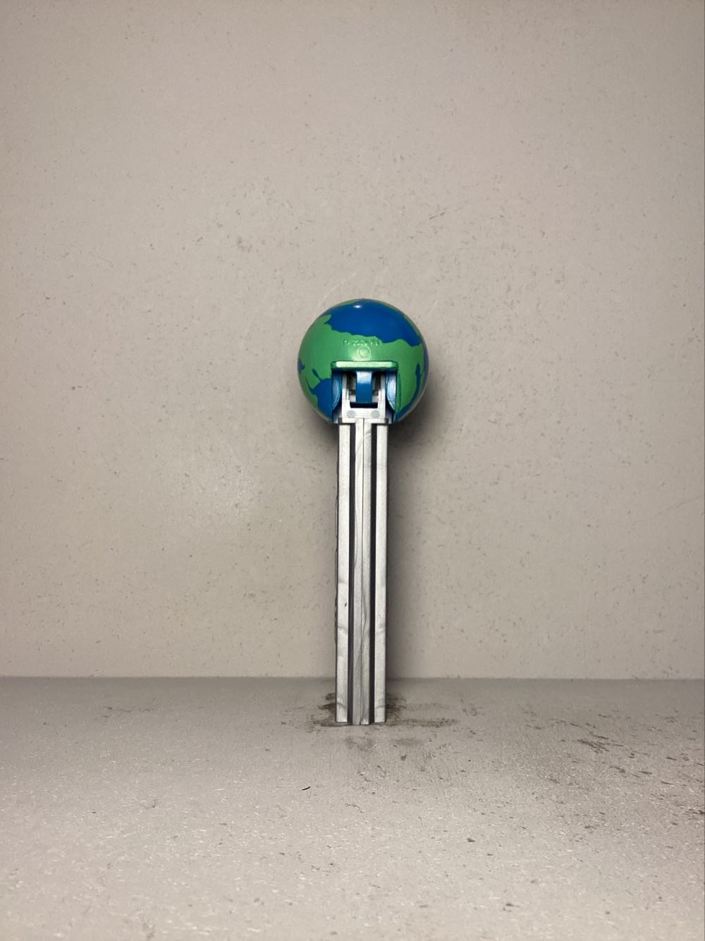 Miscellaneous - Miscellaneous pez collectible - Main Image 3