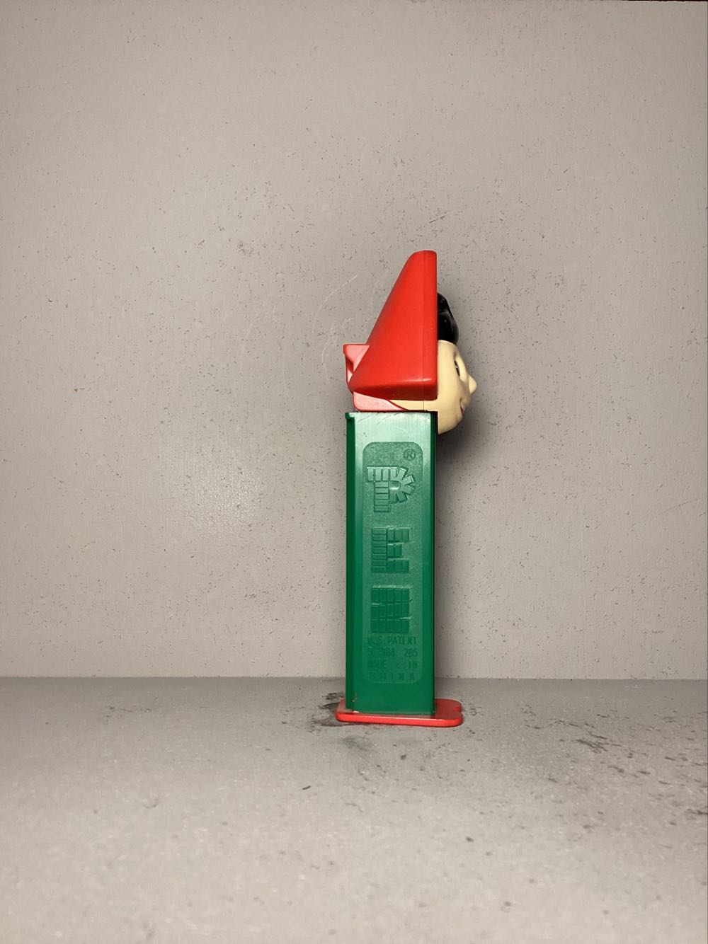 World Savings Day - Miscellaneous pez collectible - Main Image 2