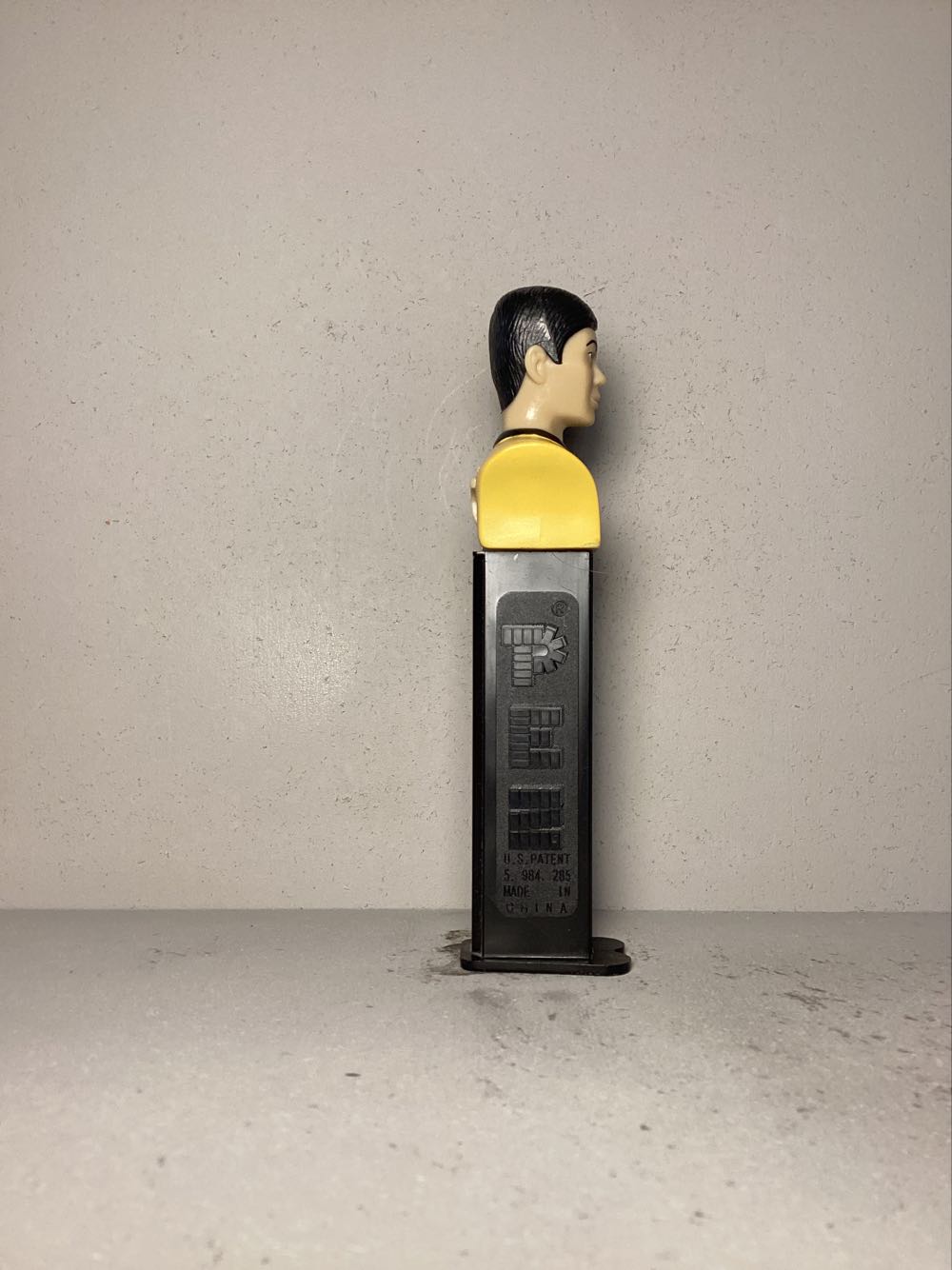 Licenced Characters- Star Trek - Licensed Characters pez collectible - Main Image 2