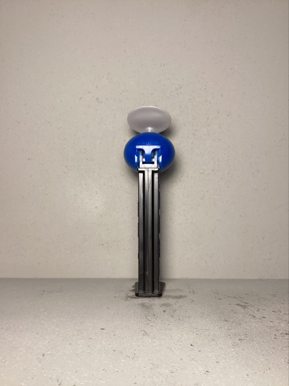 Licenced Characters- Star Trek, The Next Generation - Licensed Characters pez collectible - Main Image 3