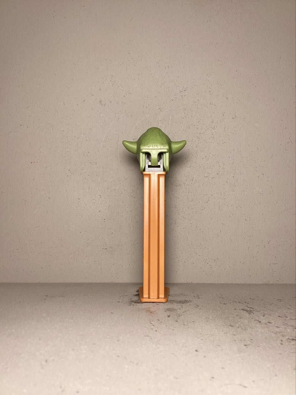Licensed Characters- Star Wars- Series F - Licensed Characters pez collectible - Main Image 3