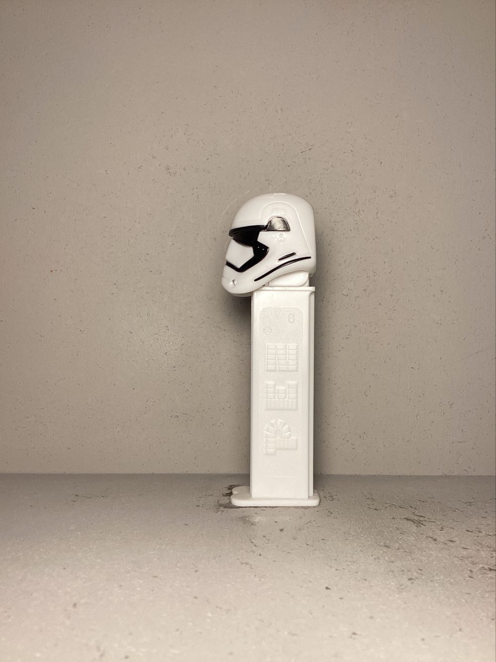 Licensed Characters- Star Wars- The Force Awakens - Licensed Characters pez collectible - Main Image 4