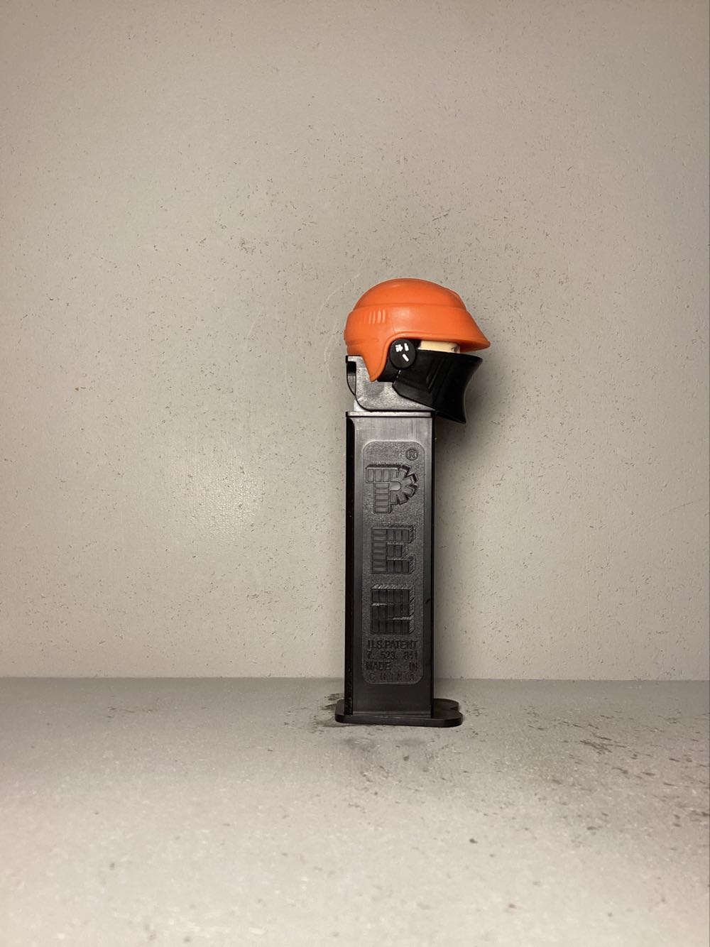 Licensed Characters- Star Wars- The Mandalorian - Licensed Characters pez collectible - Main Image 2