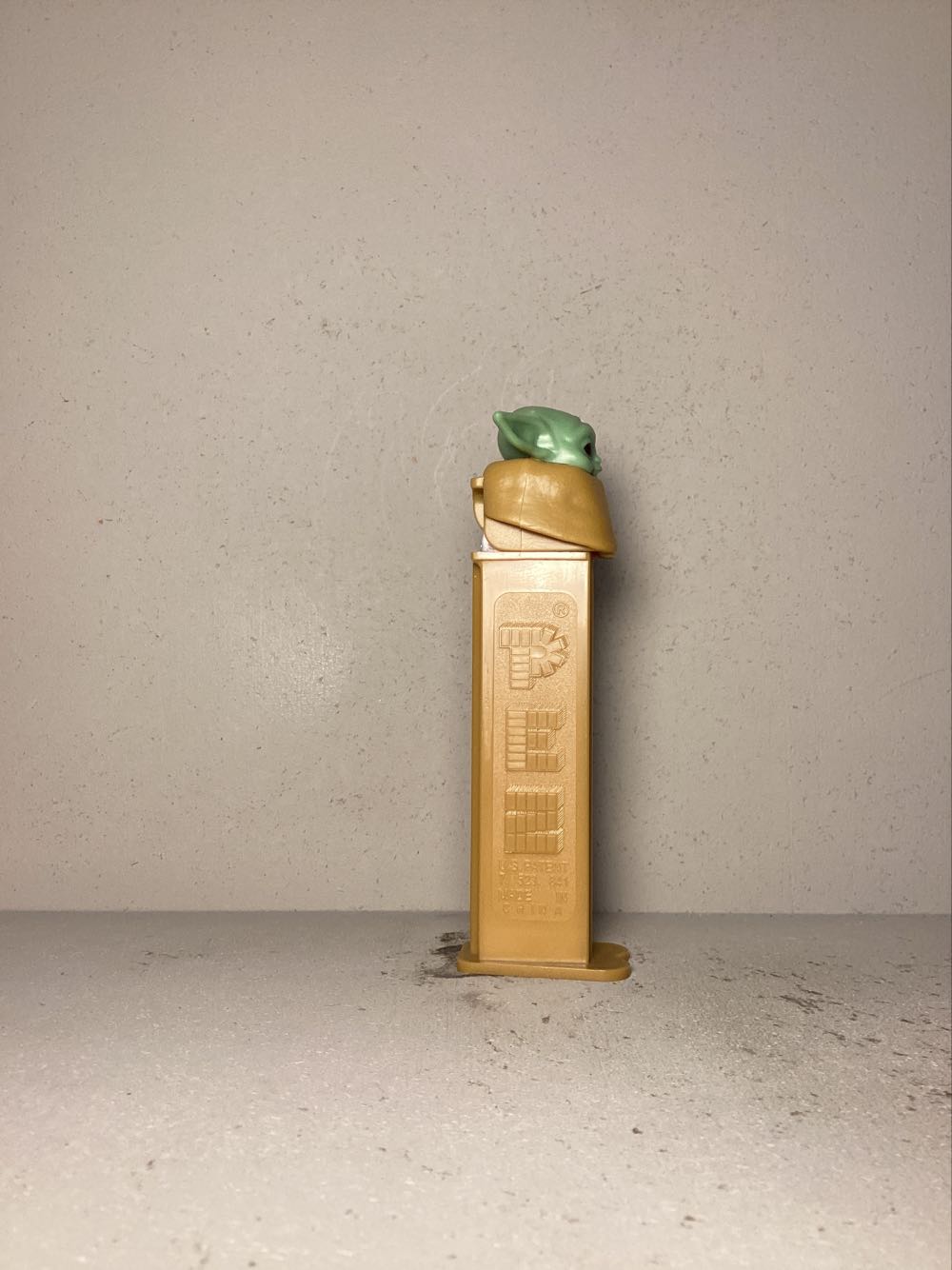 Licensed Characters- Star Wars- The Mandalorian - Licensed Characters pez collectible - Main Image 2