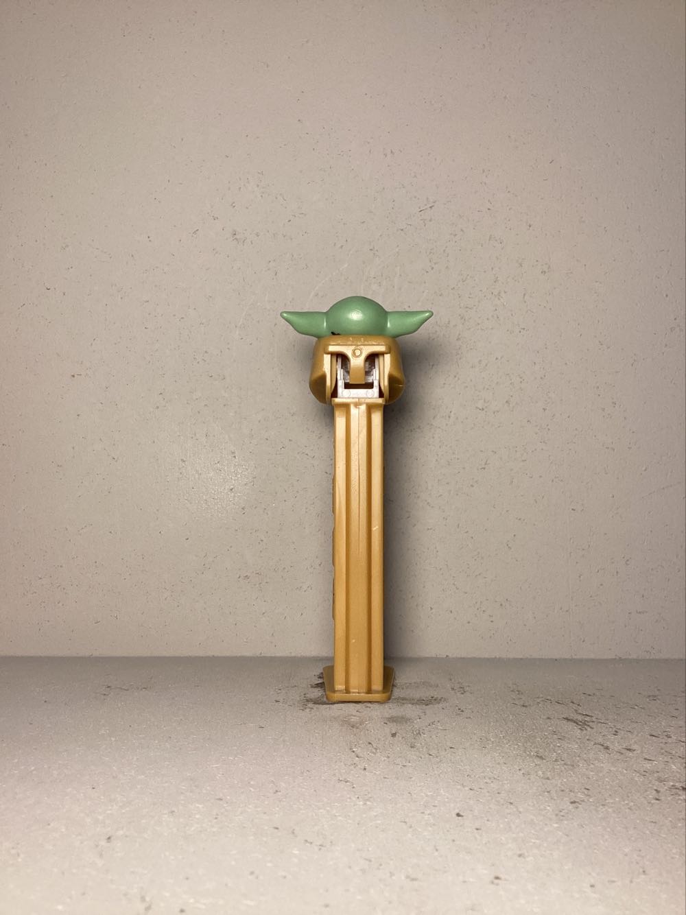 Licensed Characters- Star Wars- The Mandalorian - Licensed Characters pez collectible - Main Image 3