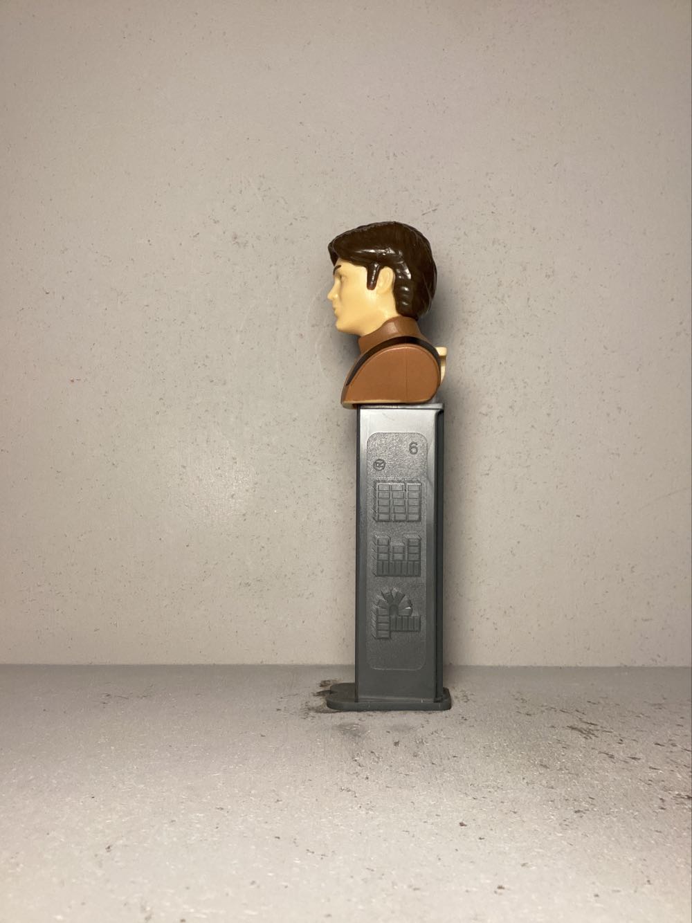 Licensed Characters- Star Wars- Han Solo - Licensed Characters pez collectible - Main Image 4
