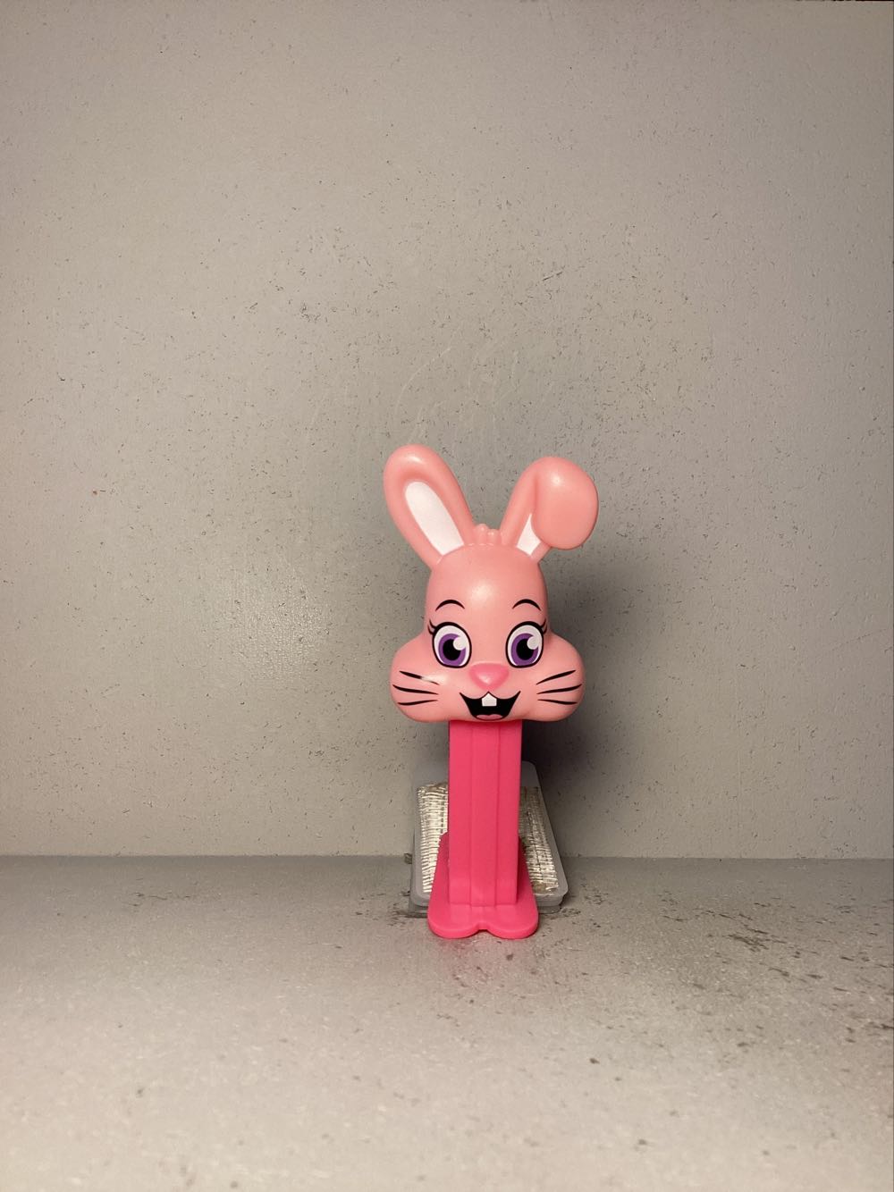 Misfit Truck - R2 Black Cab Red Wheels GITD Stem