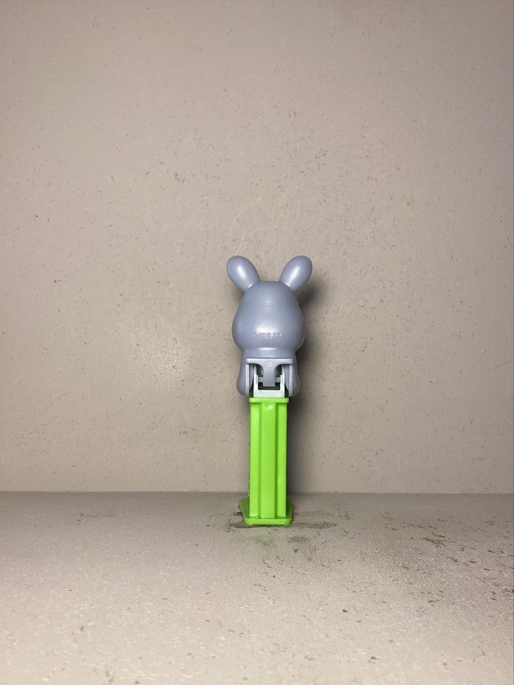 Easter- Easter Bunny G, Sitting Legs Forward - Holiday pez collectible - Main Image 3