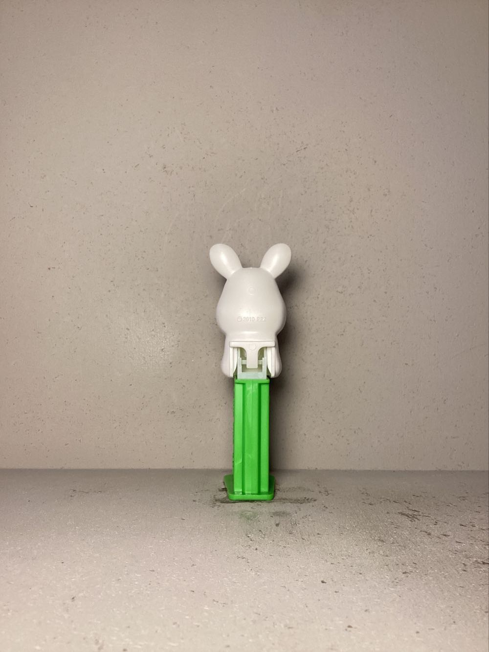 Easter- Easter Bunny G, Sitting Legs Forward - Holiday pez collectible - Main Image 3