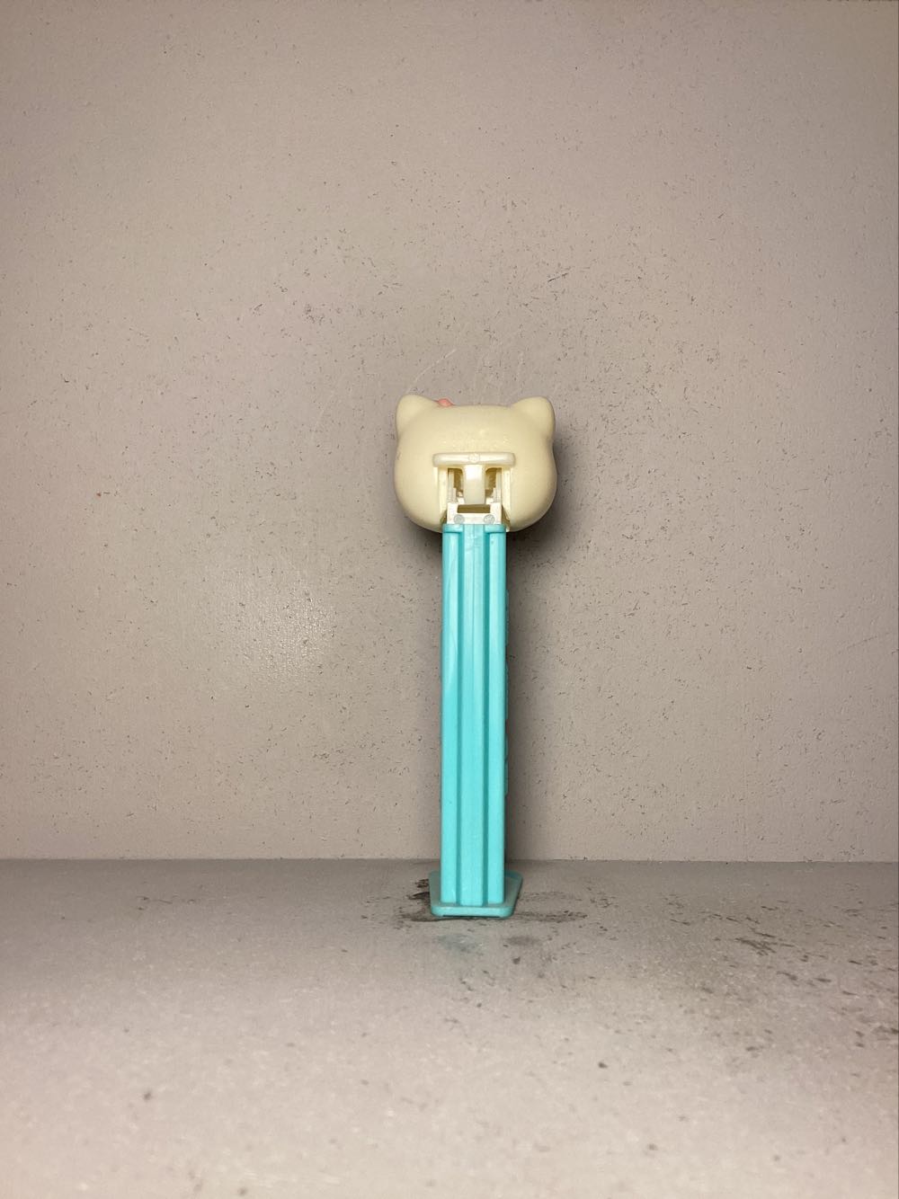 Licensed Characters- Hello Kitty - Licenced Characters pez collectible - Main Image 3