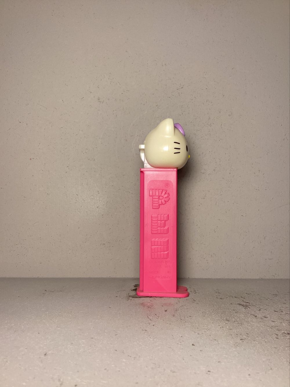 Licensed Characters- Hello Kitty - Licenced Characters pez collectible - Main Image 2