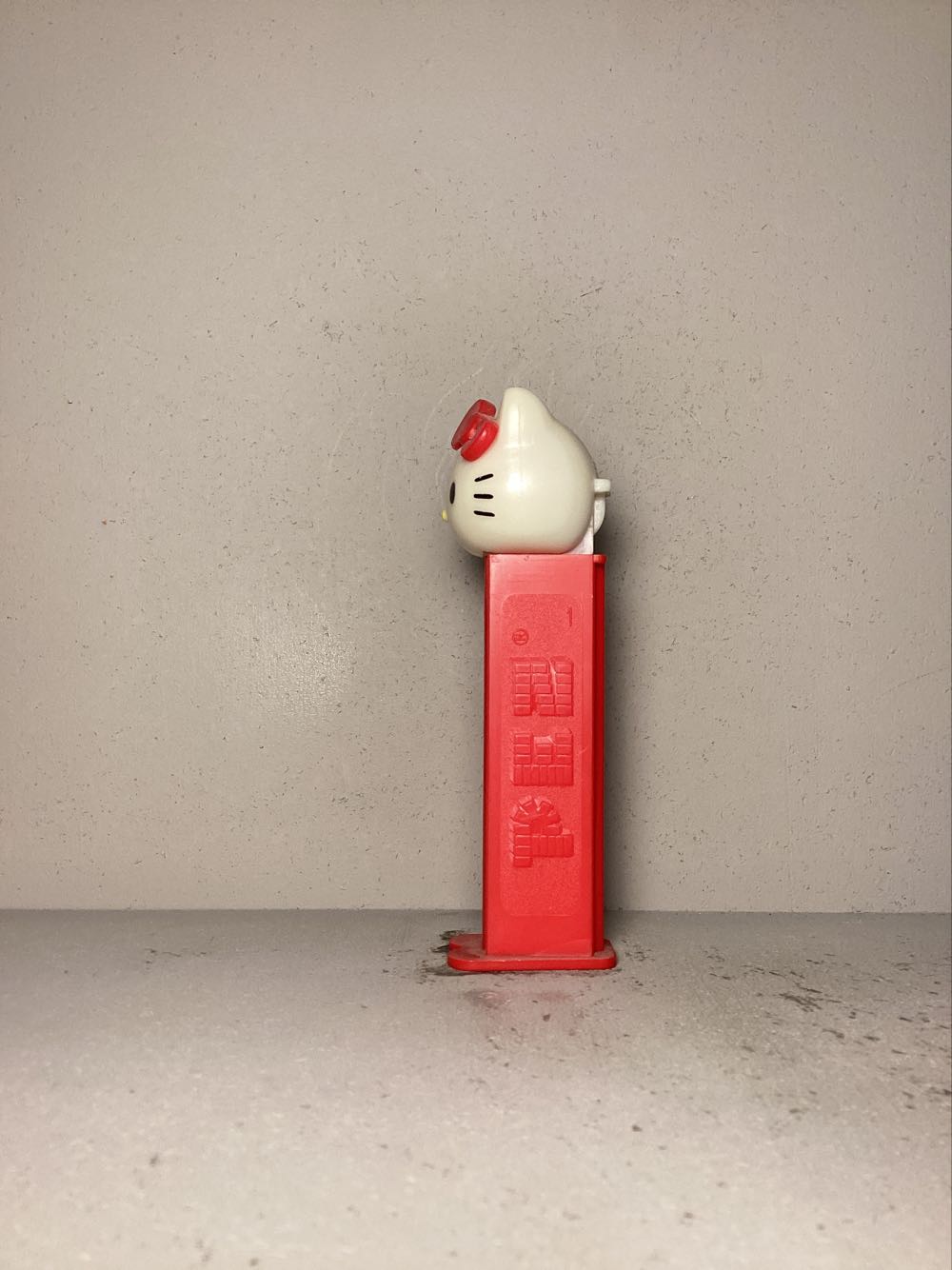 Licensed Characters- Hello Kitty - Licenced Characters pez collectible - Main Image 4