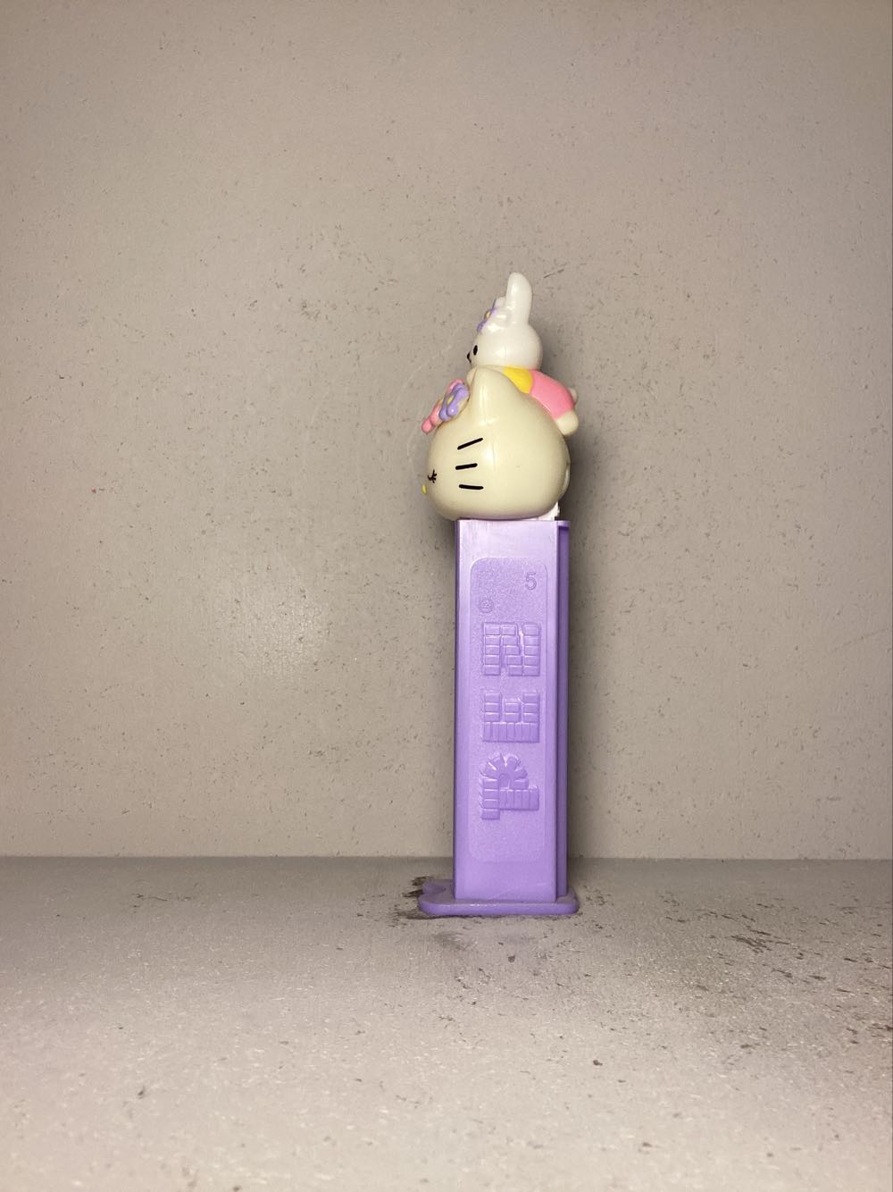 Licensed Characters- Hello Kitty - Licenced Characters pez collectible - Main Image 4
