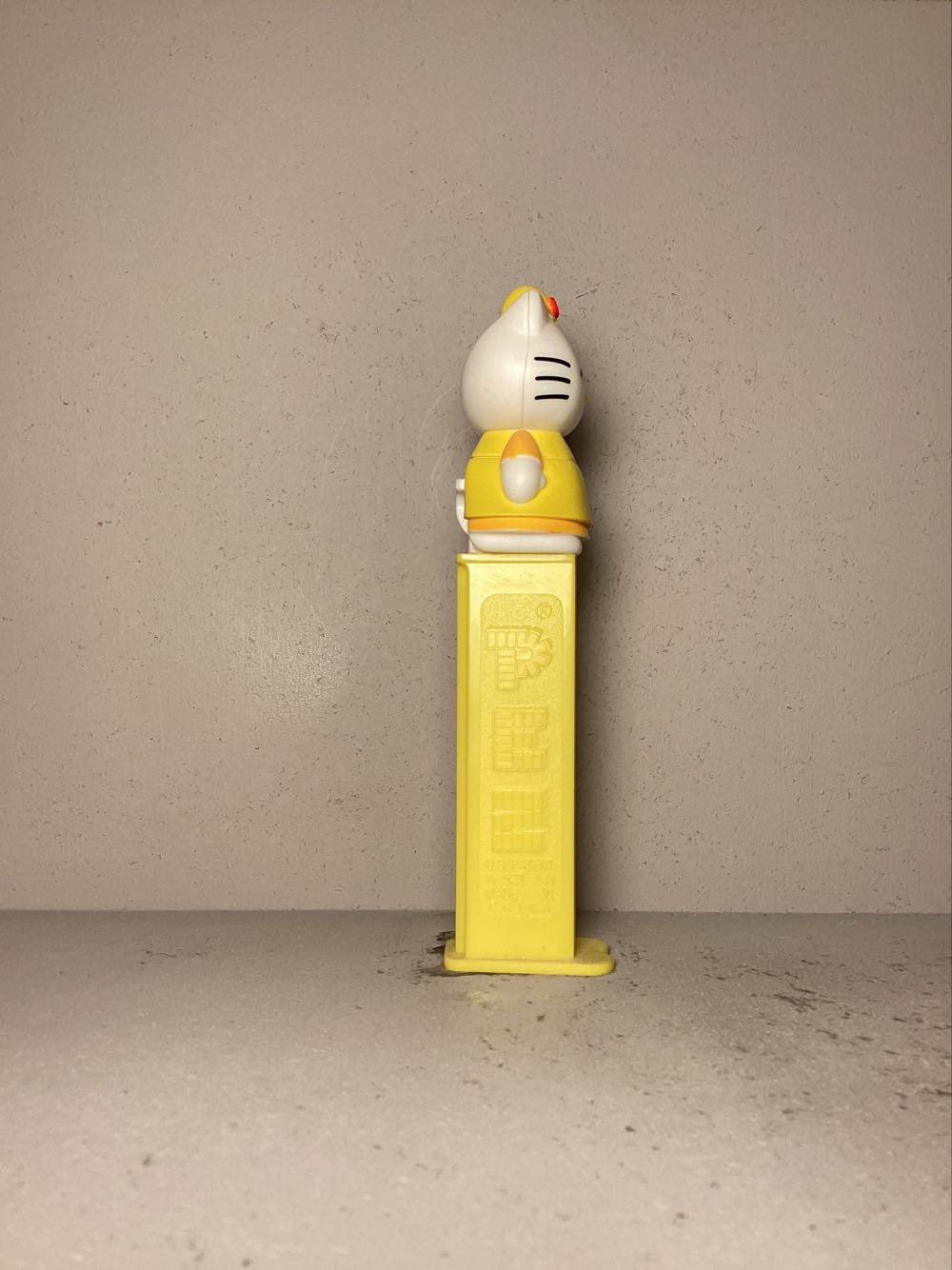 Licensed Characters- Hello Kitty- 40th Anniversary - Licenced Characters pez collectible - Main Image 2