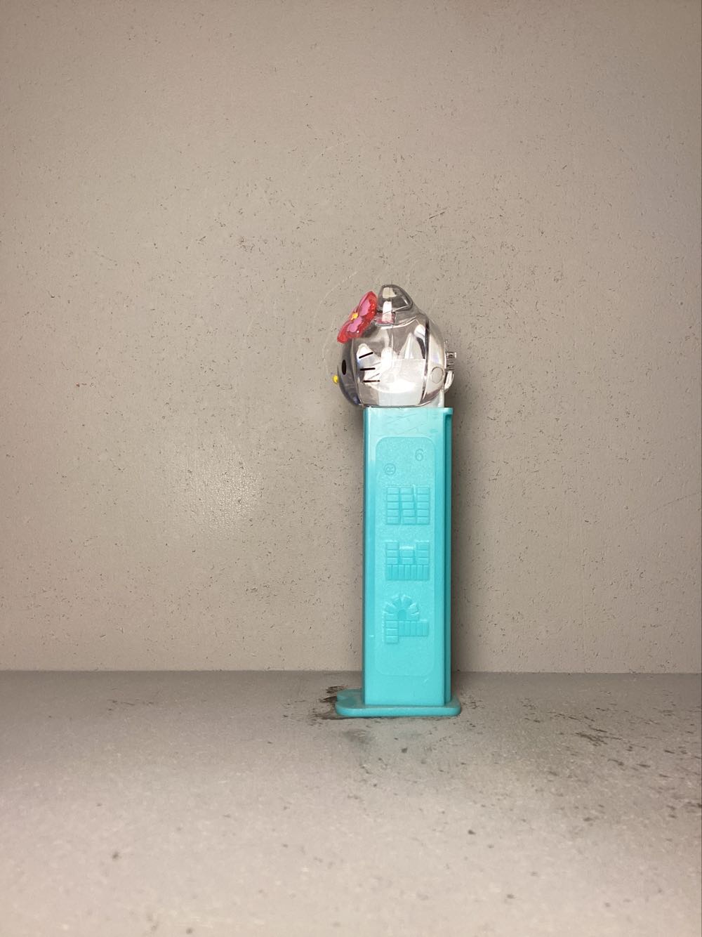 Licensed Characters- Hello Kitty- Crystal Collection - Licenced Characters pez collectible - Main Image 4