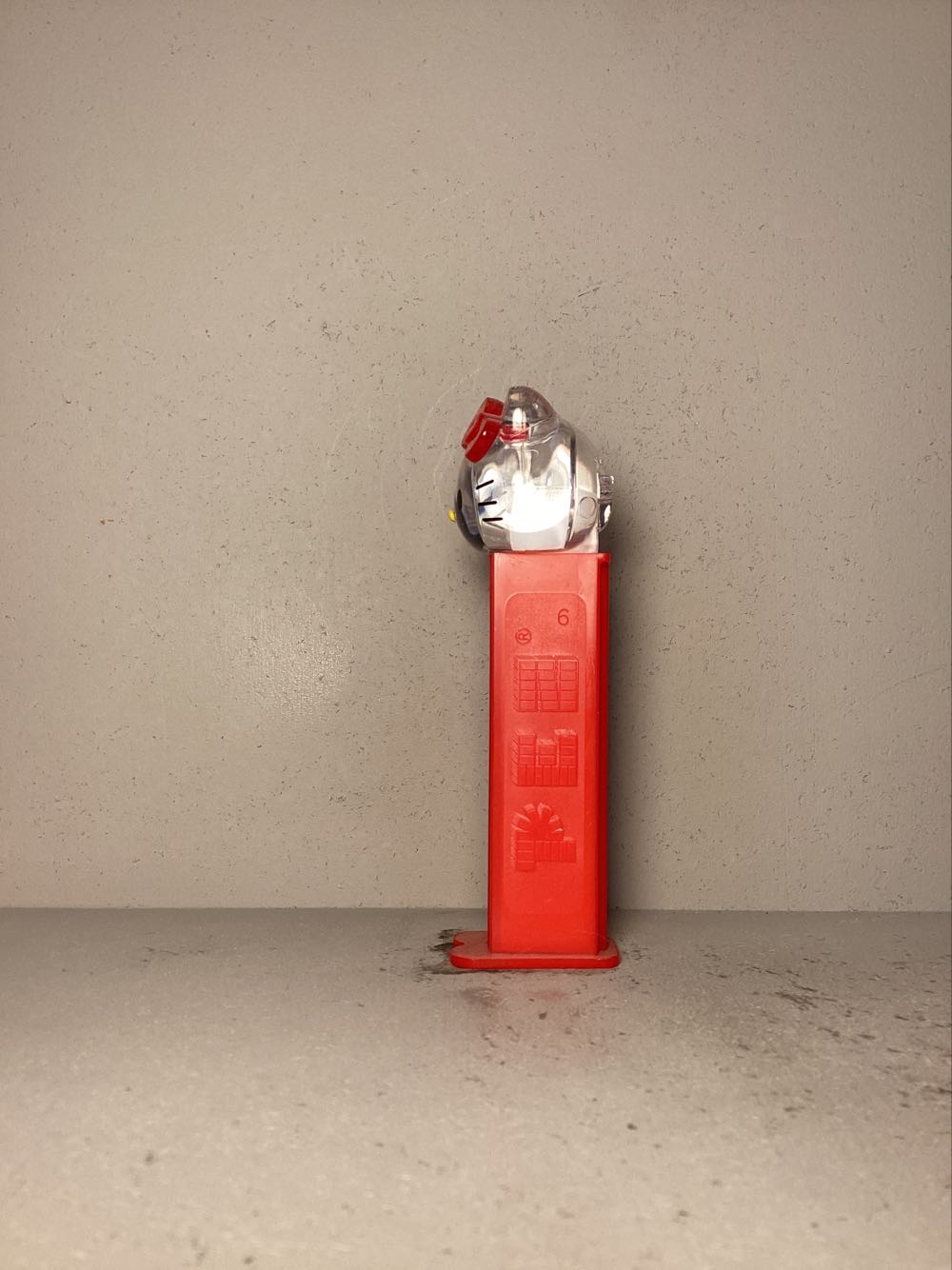 Licensed Characters- Hello Kitty- Crystal Collection - Licenced Characters pez collectible - Main Image 4