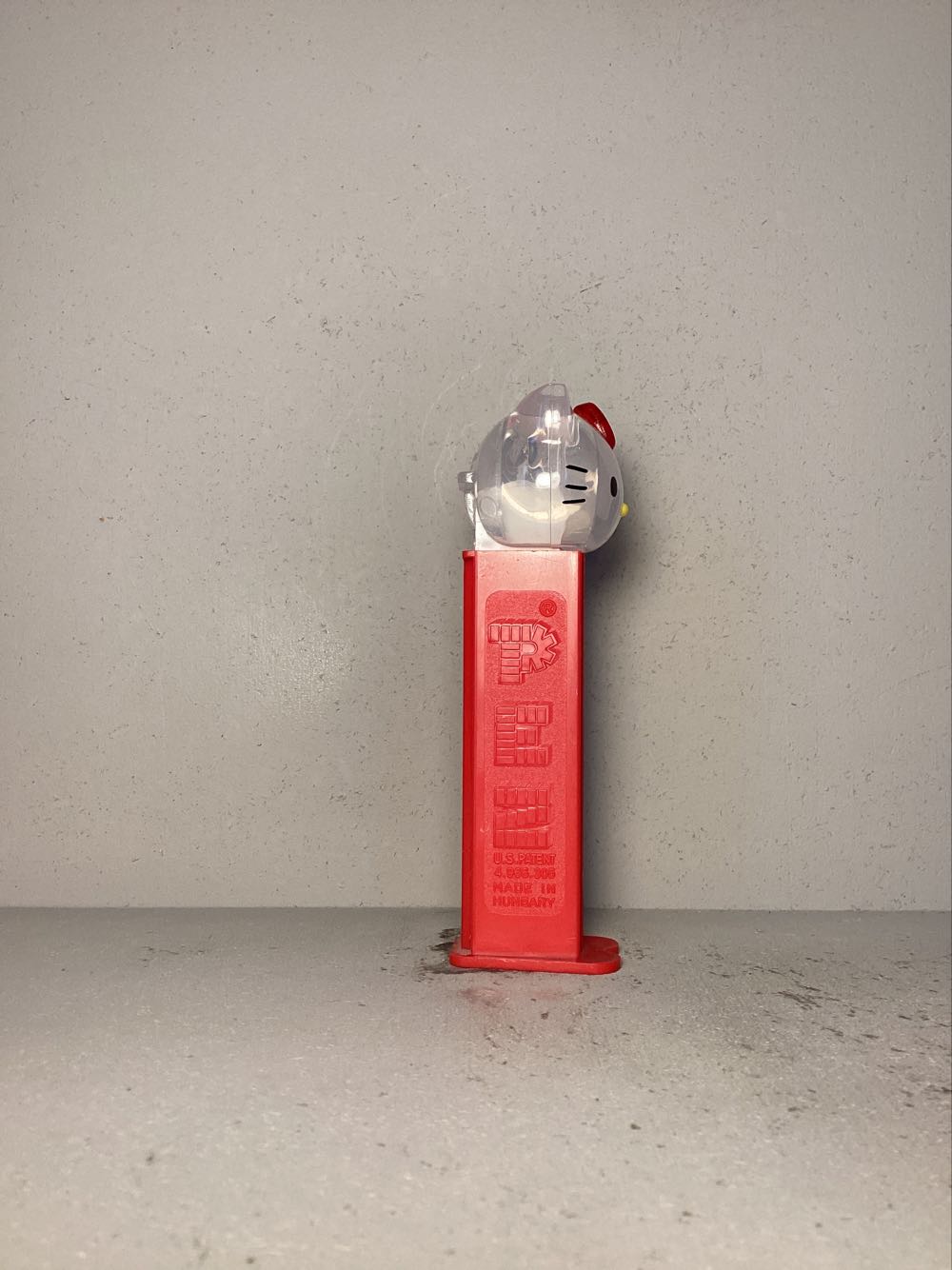 Licensed Characters- Hello Kitty- Crystal Collection - Licenced Characters pez collectible - Main Image 2