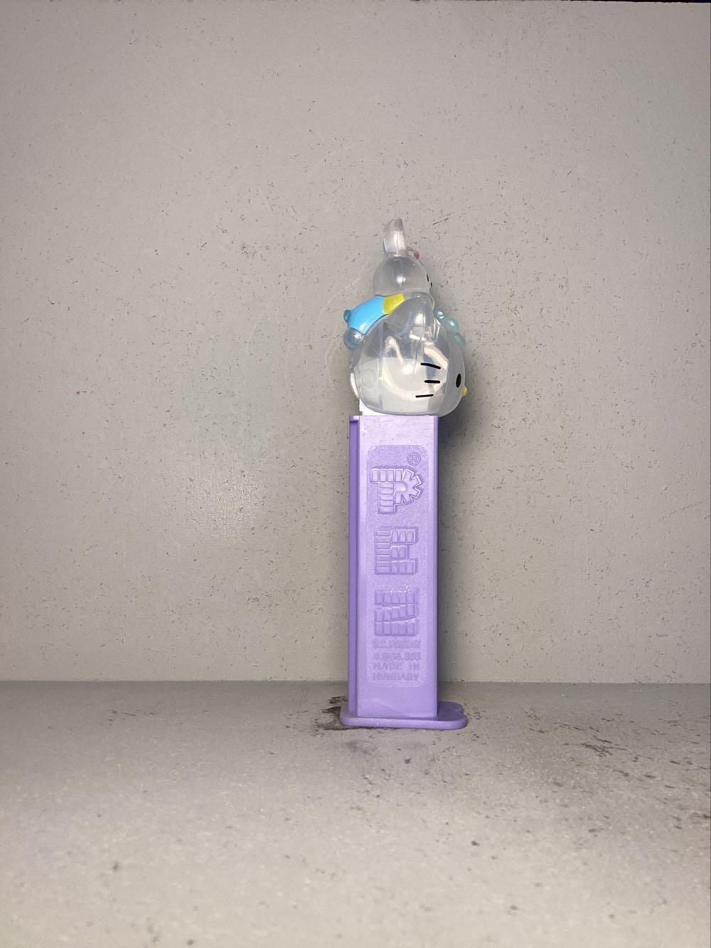 Licensed Characters- Hello Kitty- Crystal Collection - Licenced Characters pez collectible - Main Image 2