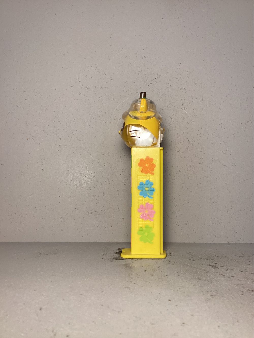 Licensed Characters- Hello Kitty- Crystal Collection - Licenced Characters pez collectible - Main Image 4