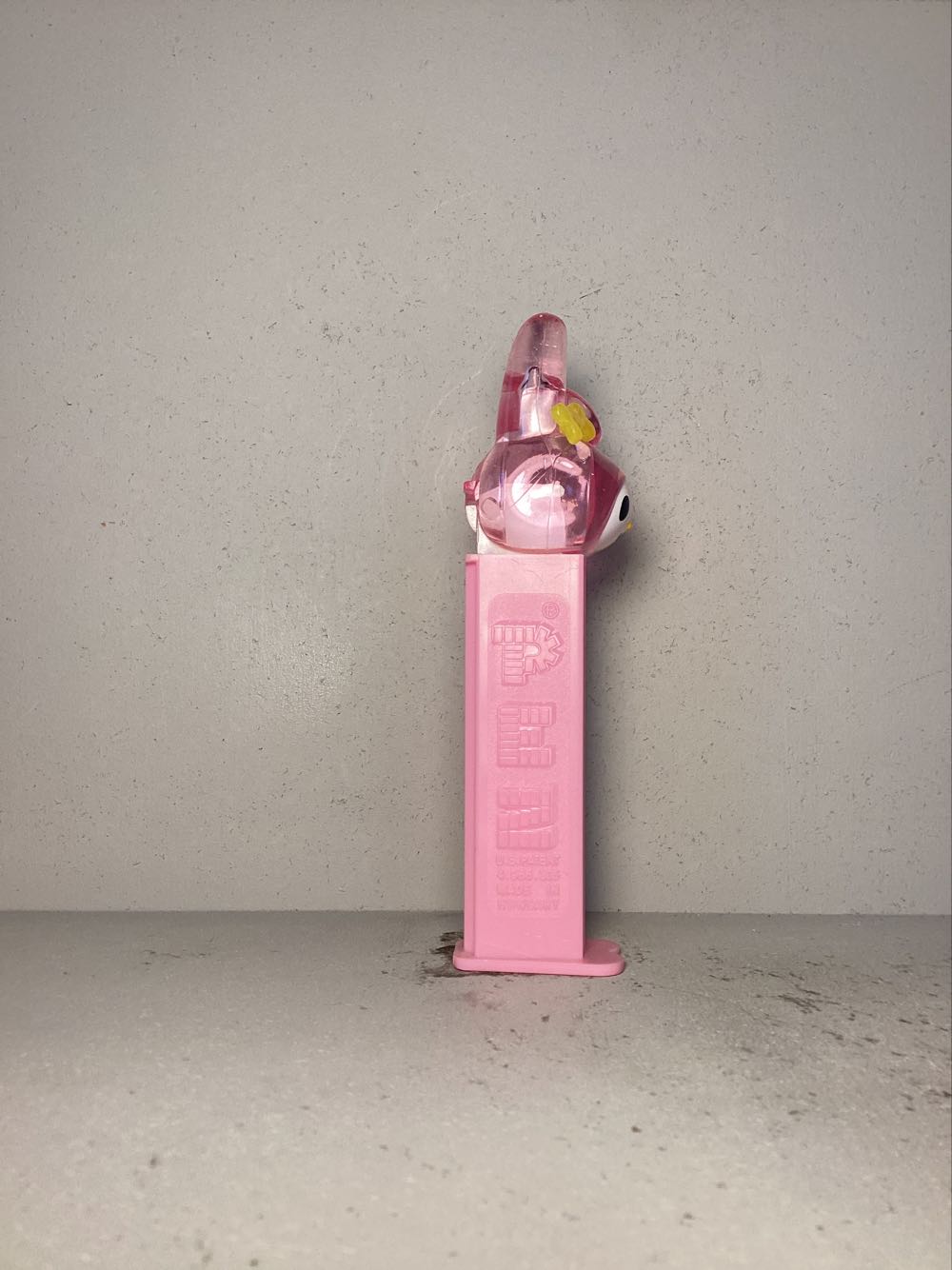 Licensed Characters- Hello Kitty- Crystal Collection - Licenced Characters pez collectible - Main Image 2