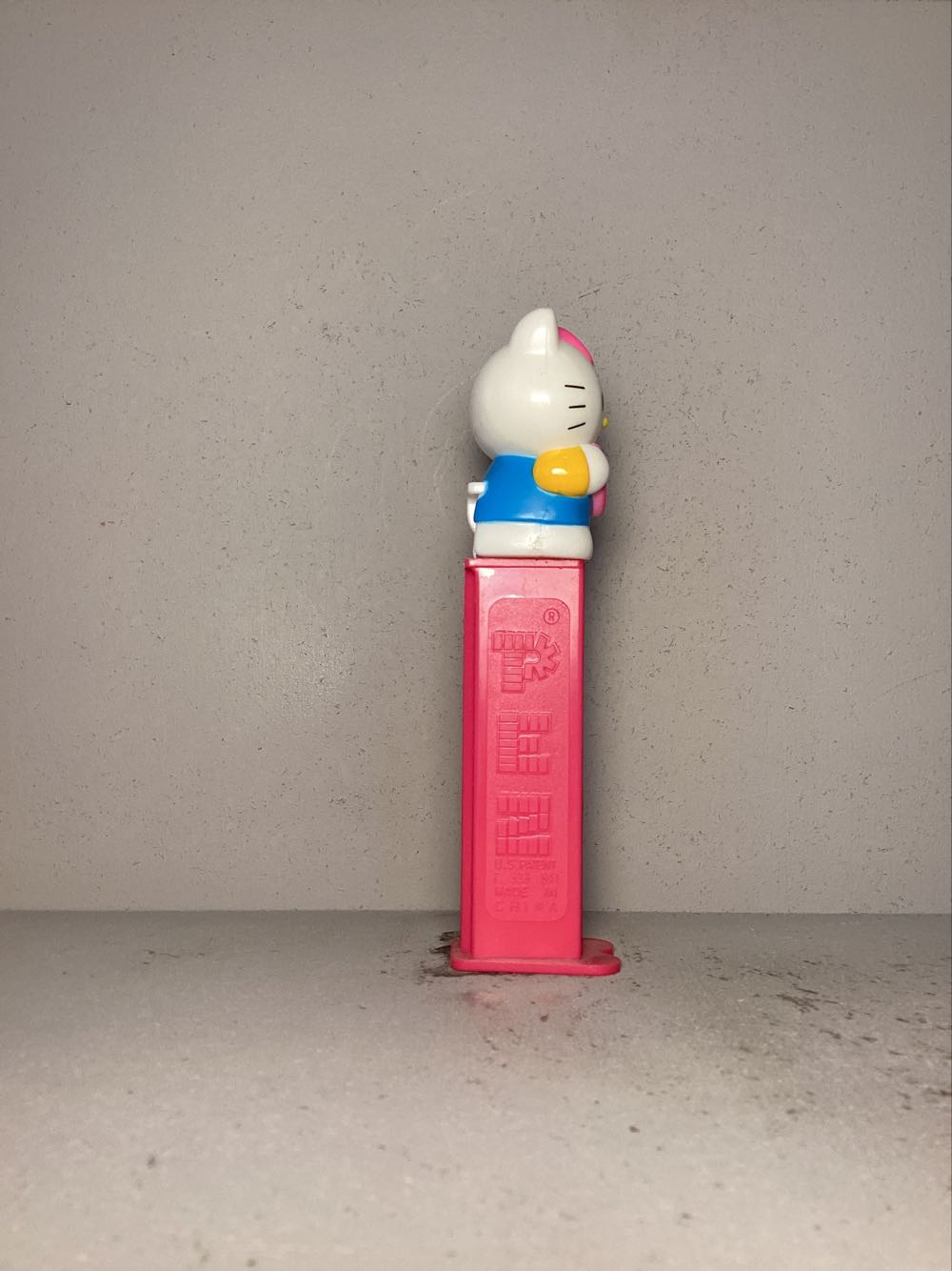 Licensed Characters- Hello Kitty- Full Body - Licenced Characters pez collectible - Main Image 2