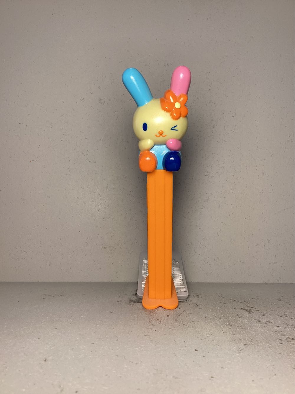 Misfit Truck - R2 Silver Cab Orange Wheels GITD Stem