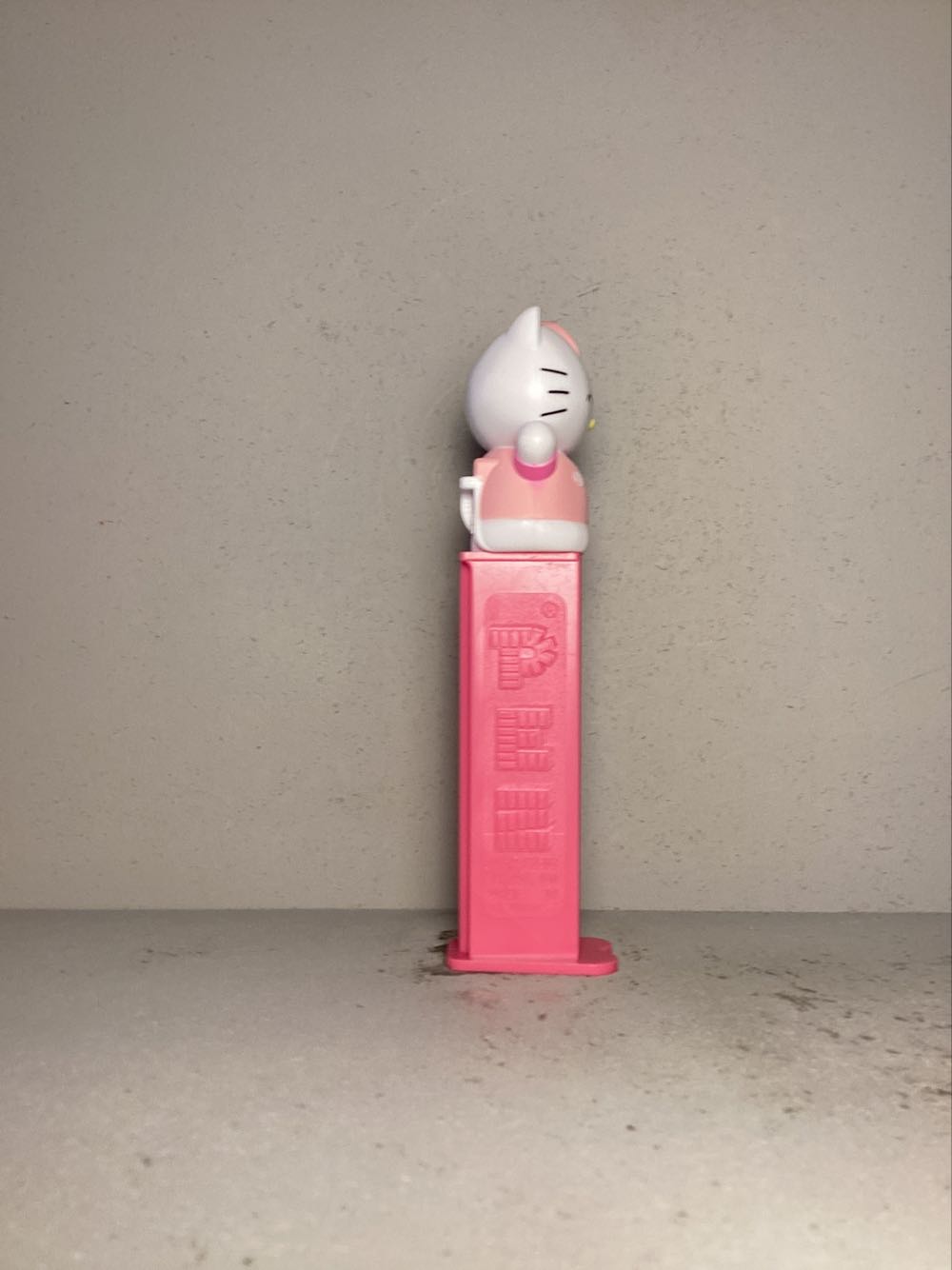 Licensed Characters- Hello Kitty- Full Body - Licenced Characters pez collectible - Main Image 2