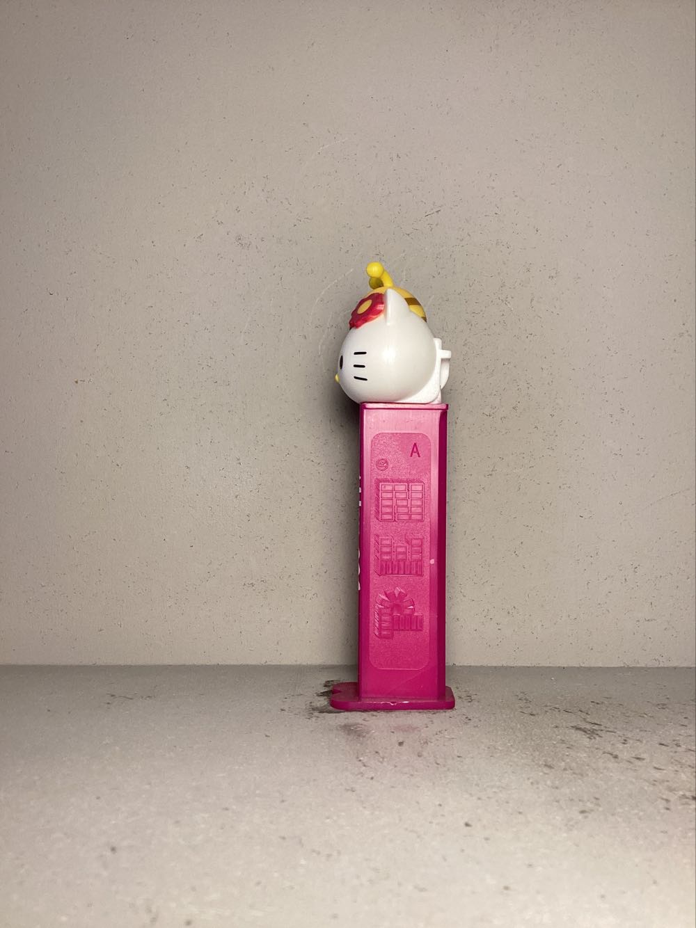 Licensed Characters- Hello Kitty - Licenced Characters pez collectible - Main Image 4