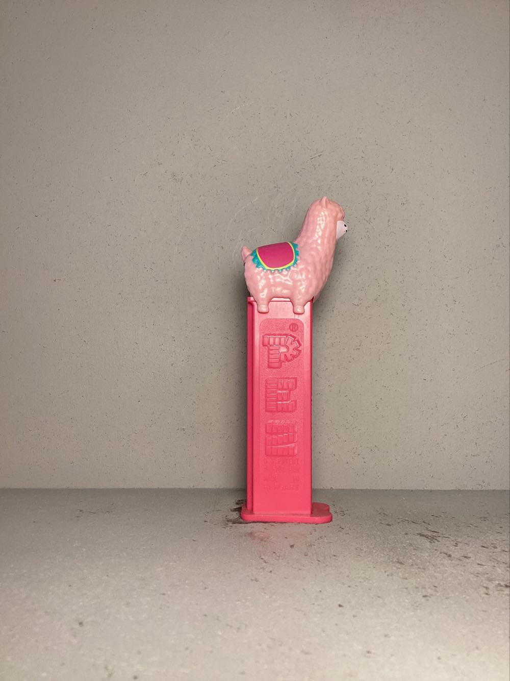 Licensed Characters- Hello Kitty - Licenced Characters pez collectible - Main Image 2