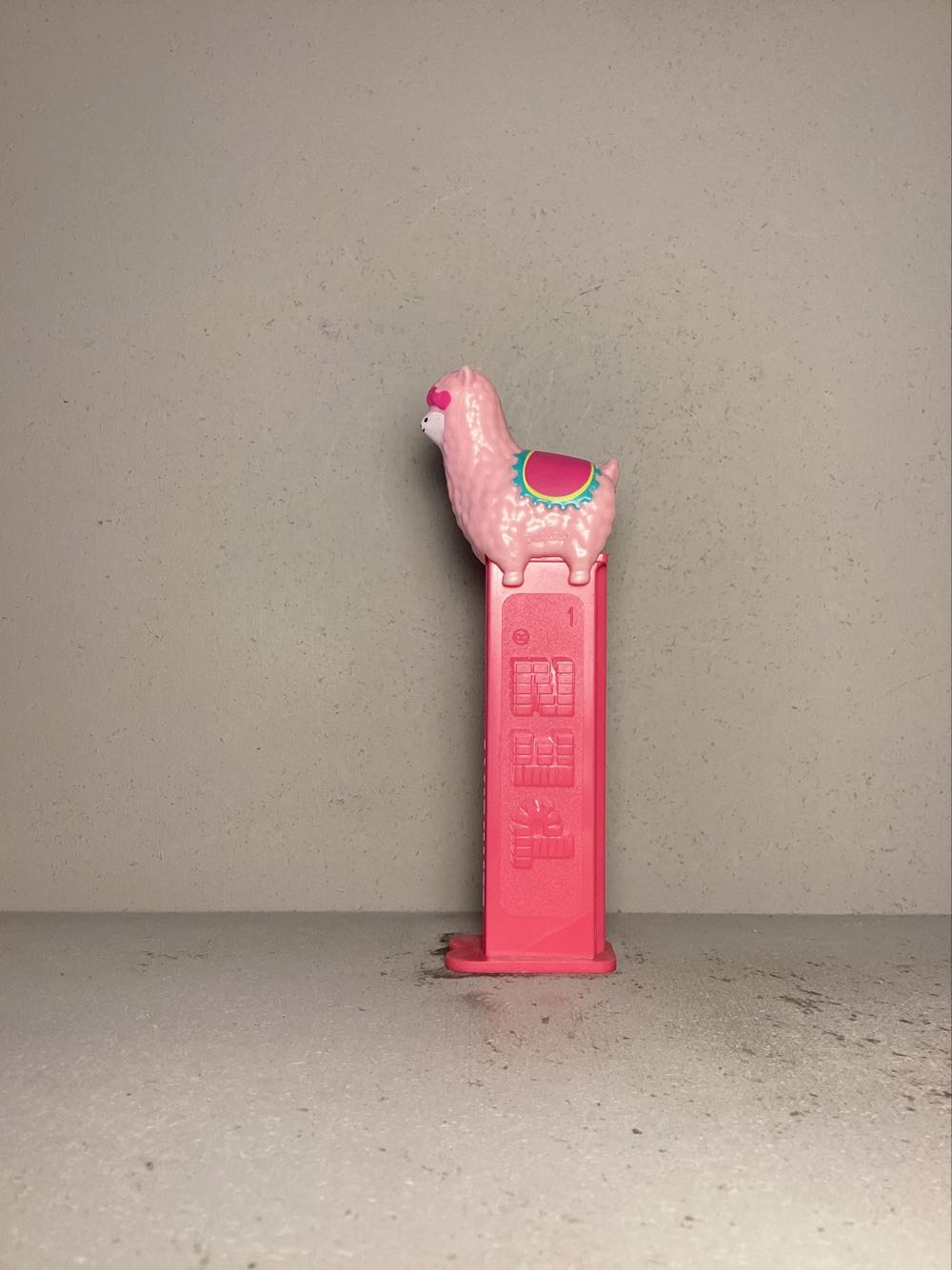 Licensed Characters- Hello Kitty - Licenced Characters pez collectible - Main Image 4