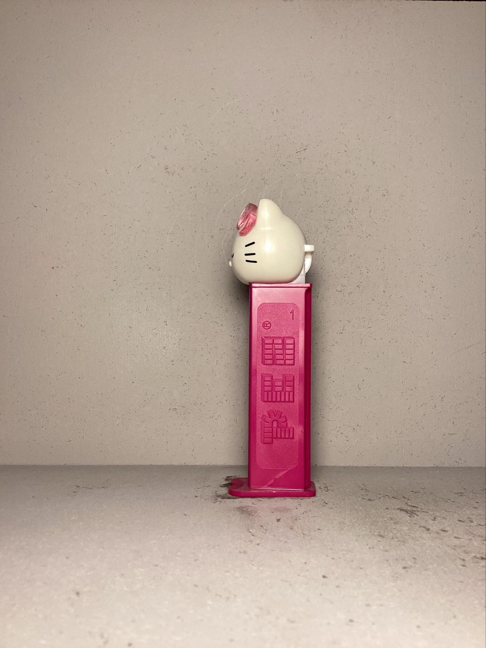 Licensed Characters- Hello Kitty - Licenced Characters pez collectible - Main Image 4