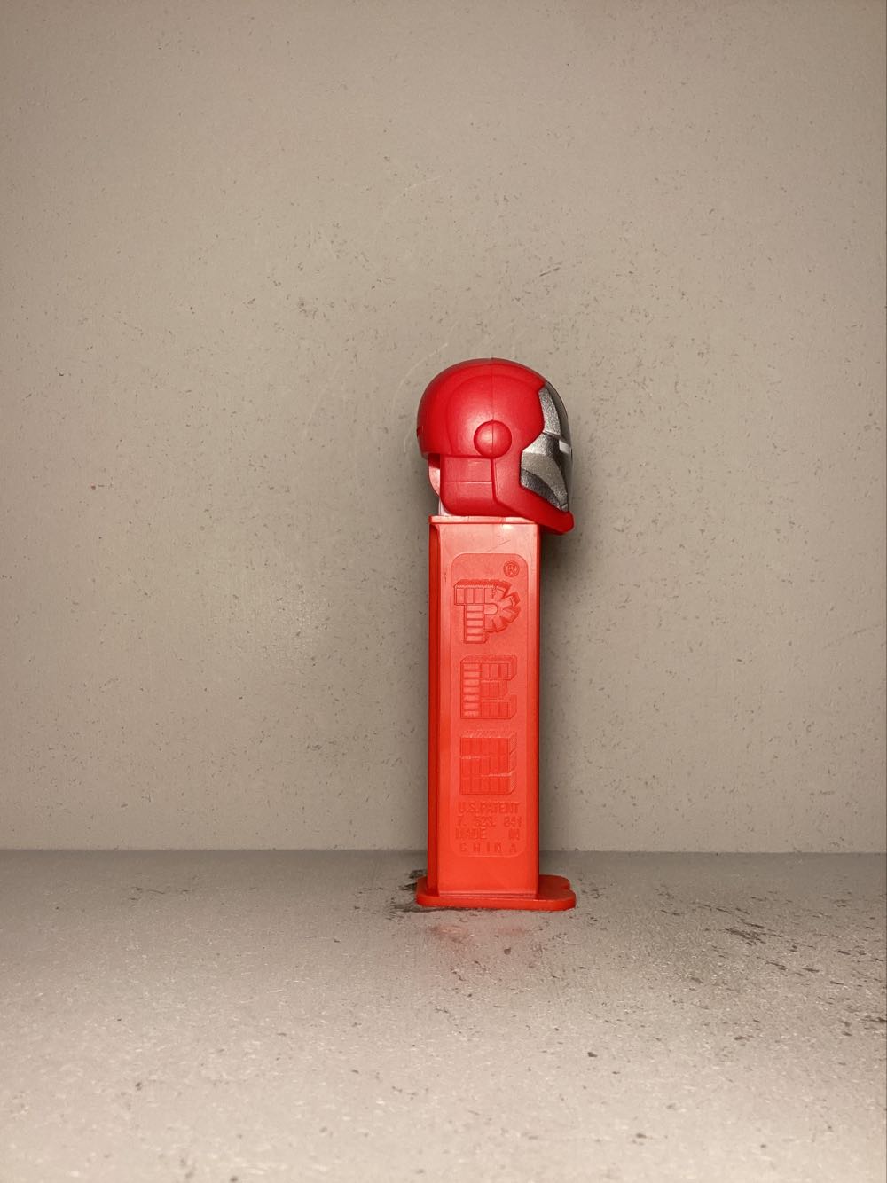 Super Heroes & Villains, Marvel- 100 Years Disney - Licenced Characters pez collectible - Main Image 2