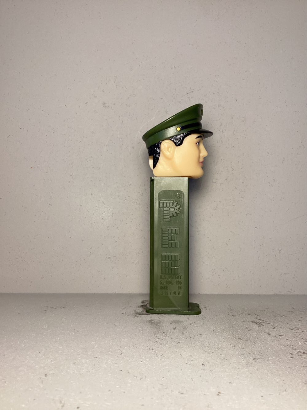 Elvis - Humans pez collectible - Main Image 2