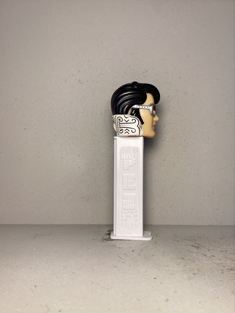 Elvis - Humans pez collectible - Main Image 2