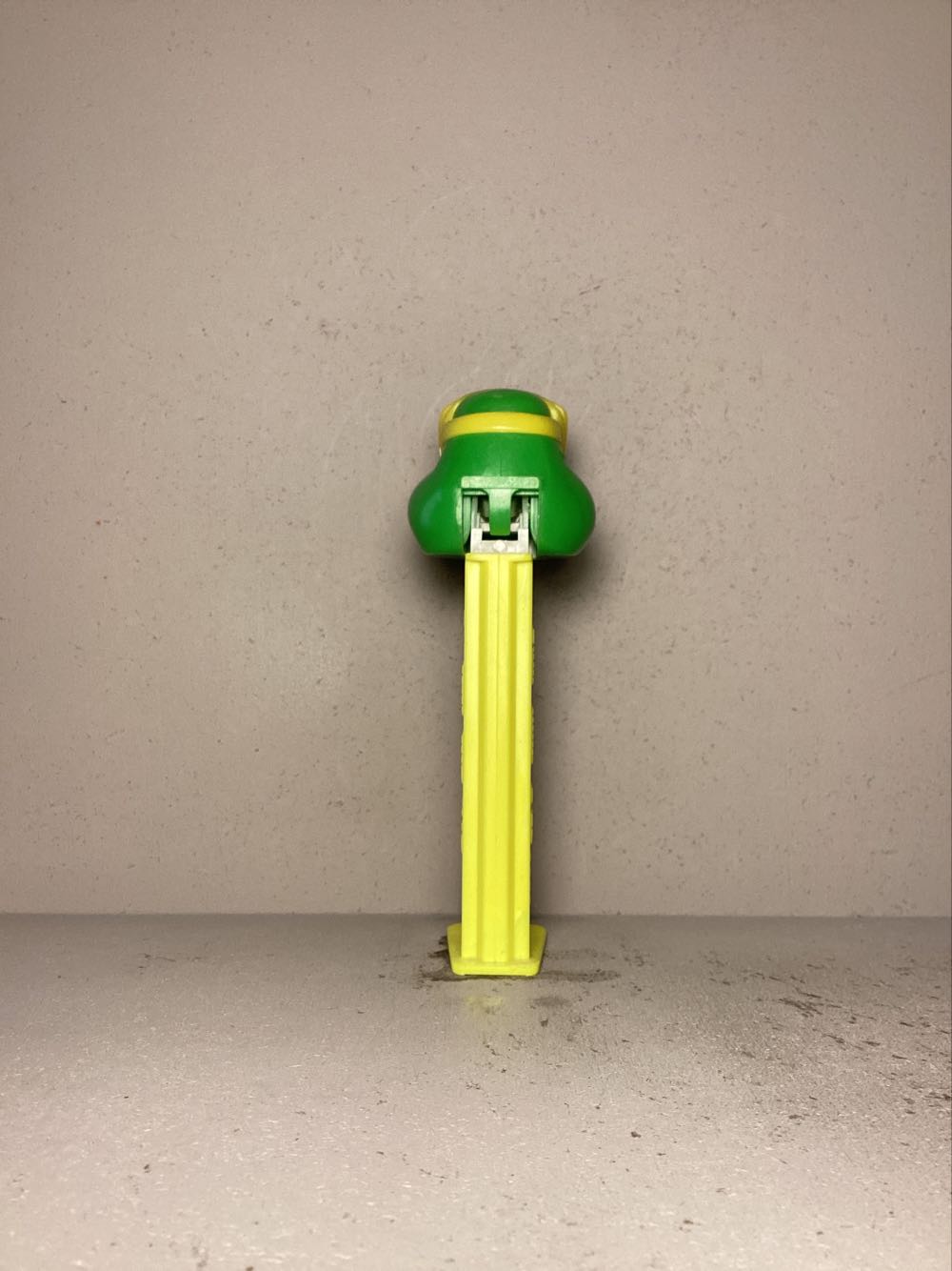 Euro Crazy Animals Diving Frog - Crazy Animals pez collectible - Main Image 3