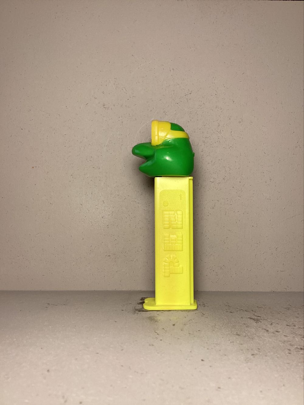 Euro Crazy Animals Diving Frog - Crazy Animals pez collectible - Main Image 4