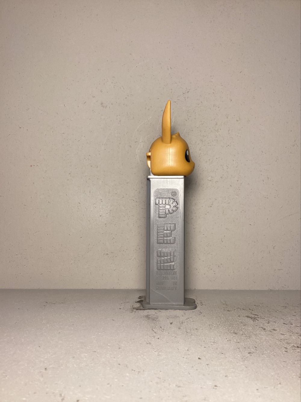 Pokemon - Eevee - Licensed Characters pez collectible - Main Image 2