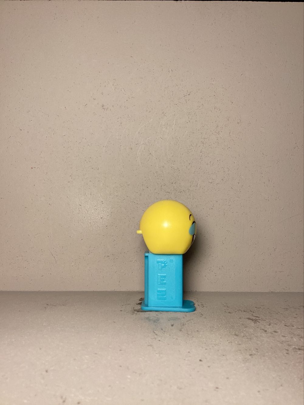 World’s Smallesr Pez  - Licensed Characters pez collectible - Main Image 2