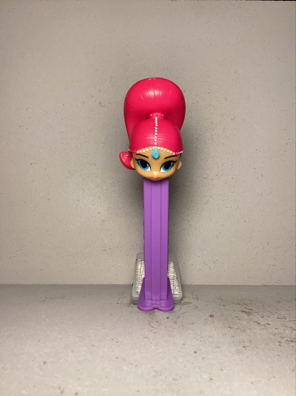 Lamb Chop (Lamb/Sheep) PEZ Dispenser (Purple Stem, Red Bow)