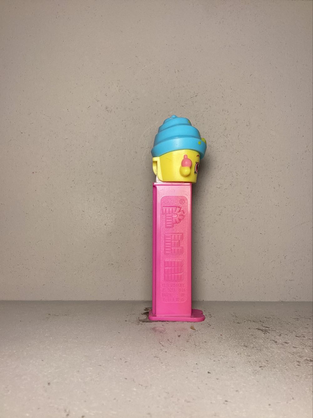 Shopkins - Licenced Characters pez collectible - Main Image 2