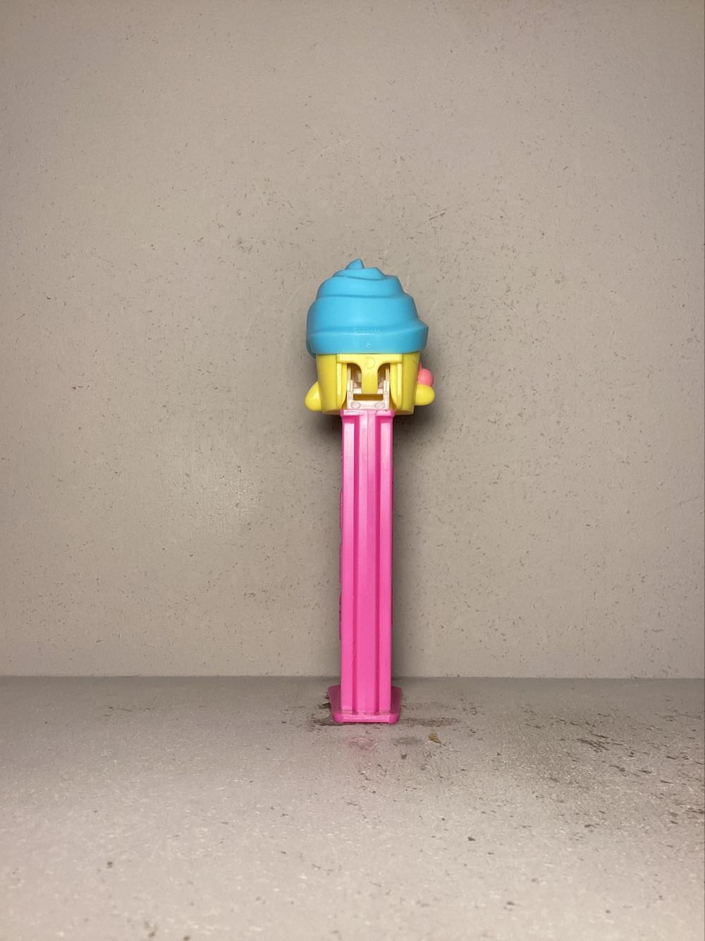 Shopkins - Licenced Characters pez collectible - Main Image 3