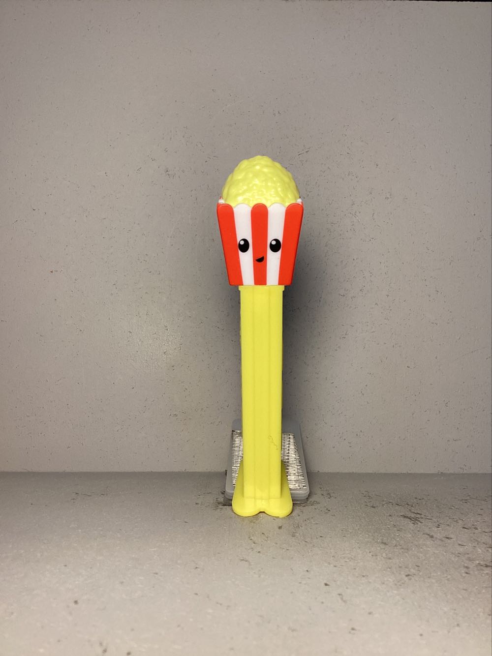 Misfit Bear Black Head Green Stem