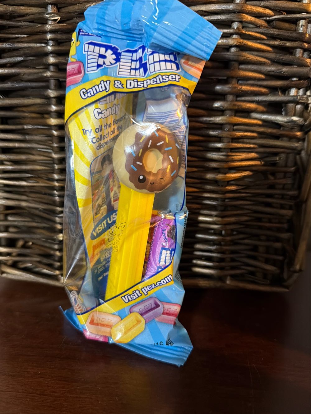 Pez Treats - Donut (chocolate)  pez collectible - Main Image 2
