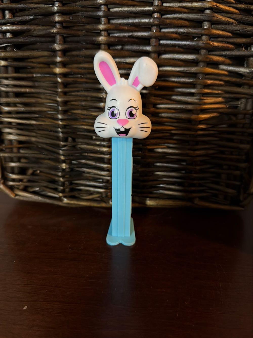 Disney - Daisy Duck A - Pink Bow