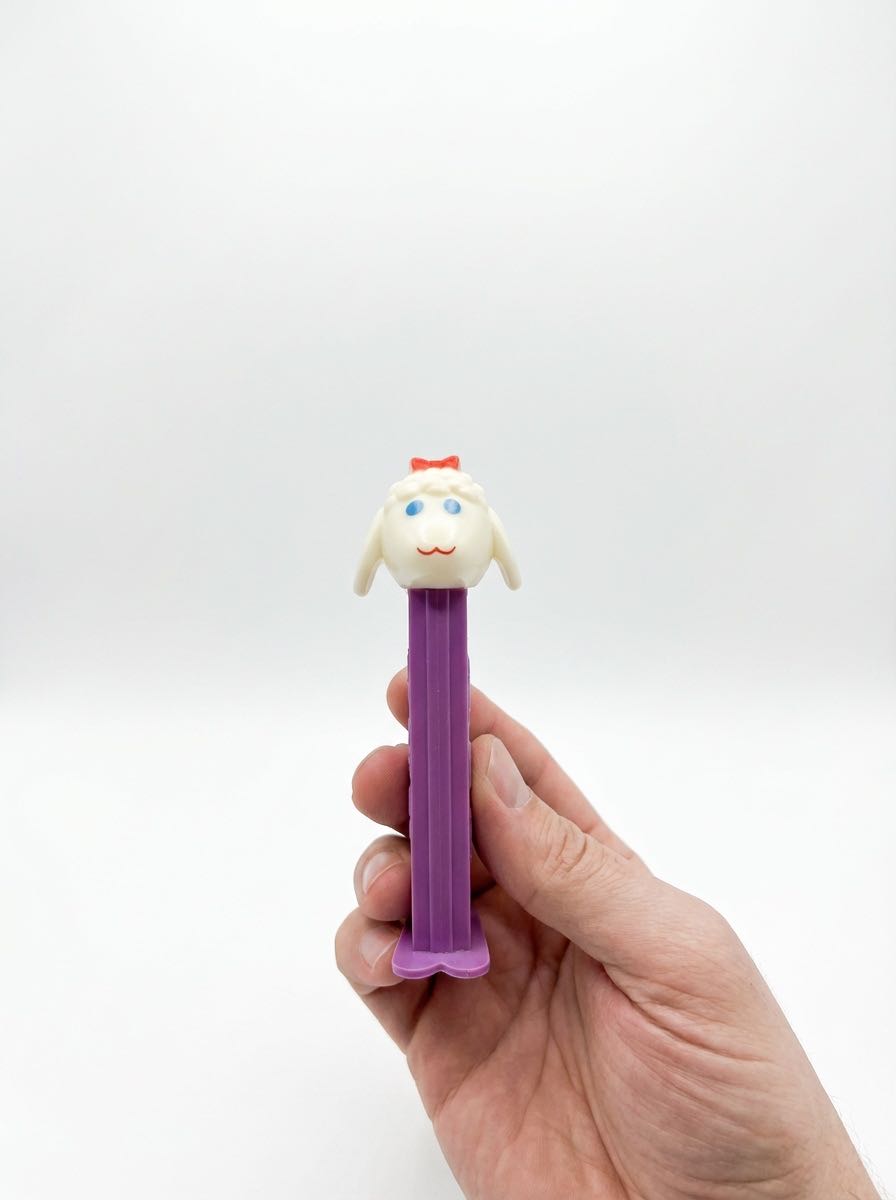 Easter- Easter Bunny G, Sitting Legs Forward