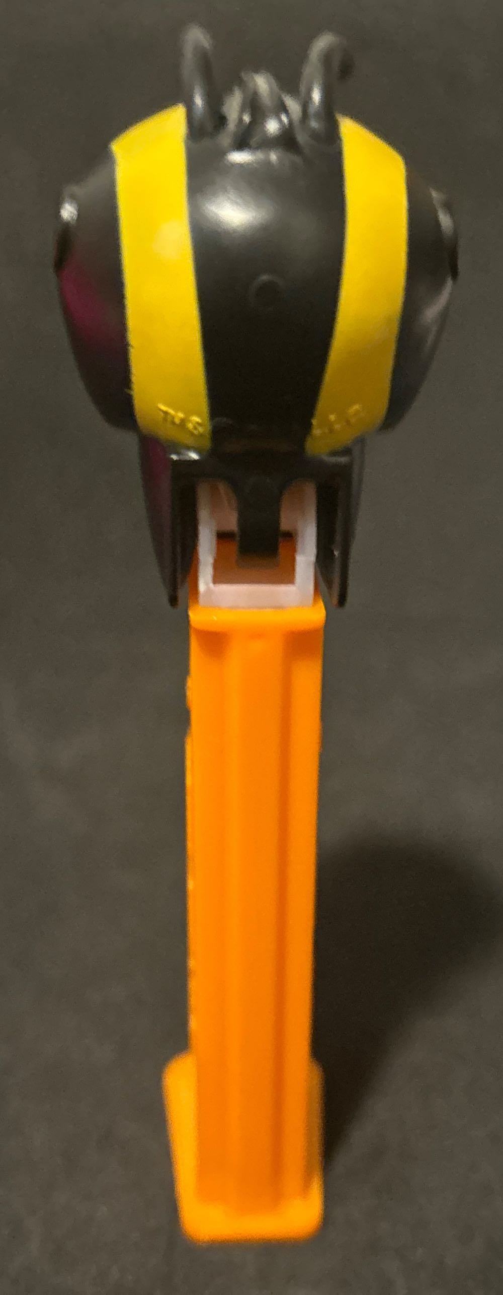Bee Movie - Pollen Jock - Animated Movies pez collectible - Main Image 2