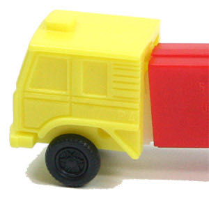 Truck - D Series - R4 - Yellow/red - Trucks pez collectible - Main Image 2